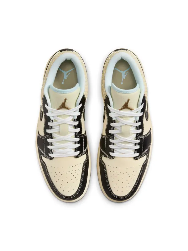 Кроссовки 1 low se 'coconut milk black muslin' Air Jordan — изображение 4 из 4, черный/золотистый/синий
