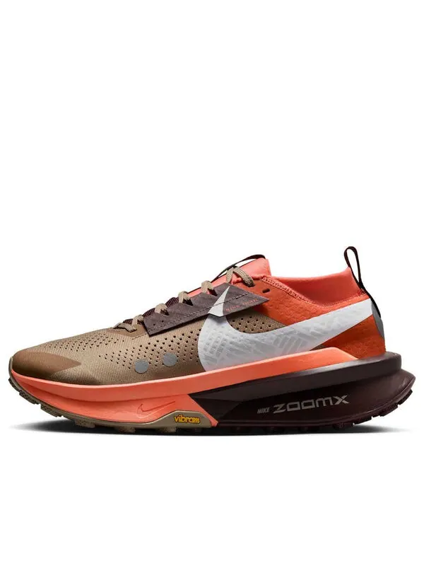 Кроссовки zoomx zegama 2 'khaki hyper crimson burgundy crush white' Nike — изображение 1 из 4, хаки//бордовый/белый