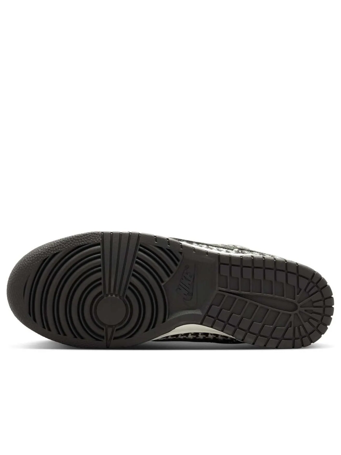 Кроссовки (WMNS) Nike x Harris Tweed Dunk Low 'White Black' — изображение 5 из 6, черный