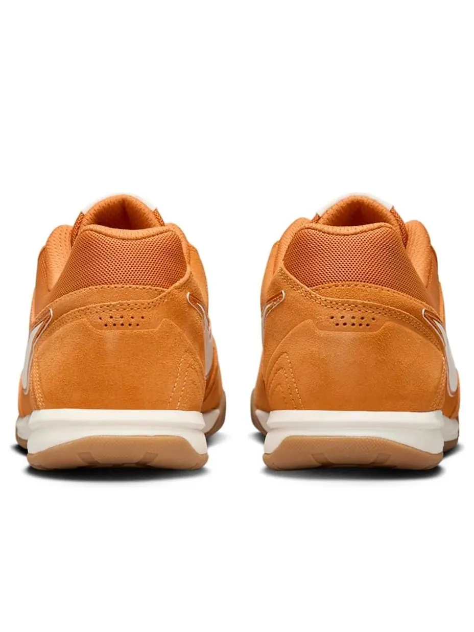 Кроссовки Nike Gato 'Monarch & Soft Pearl' — изображение 3 из 6, оранжевый