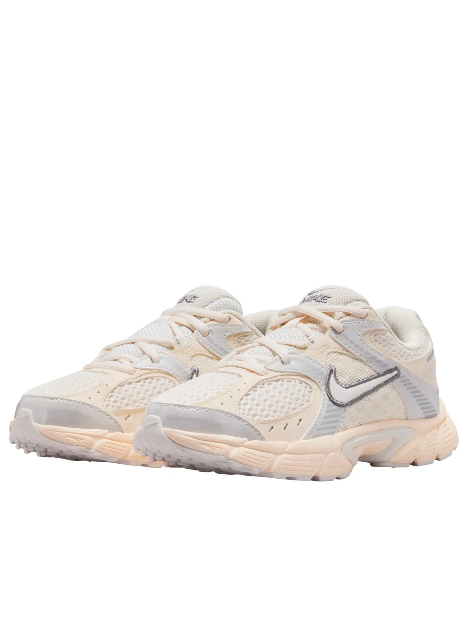 Кроссовки Nike V5 RNR 'Chalk Sail Pencil Point' HQ6411-106 — изображение 4 из 6, бежевый