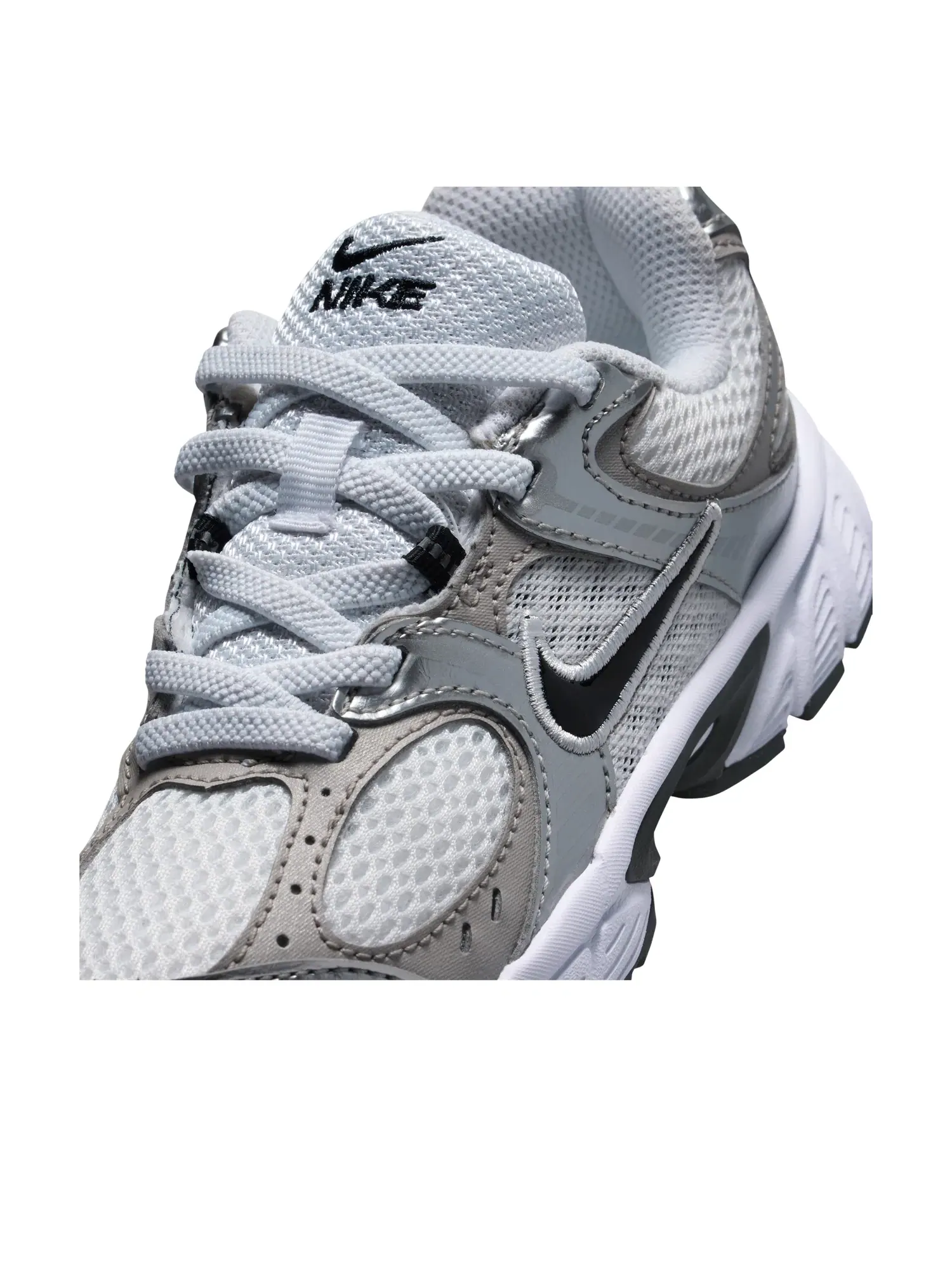 Кроссовки Nike V5 RNR 'White Vast Grey' HQ6412-100 — изображение 5 из 6, белый