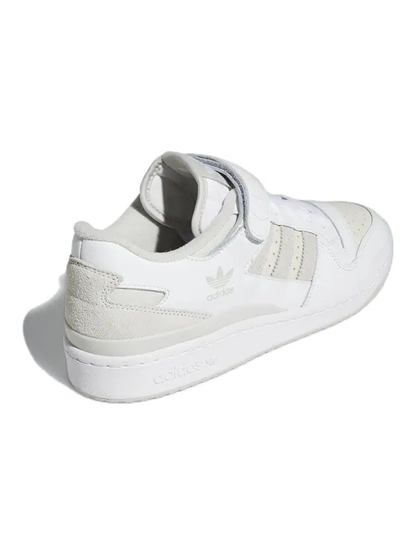 Кроссовки originals forum low classic shoes 'cloud white chalk white' Adidas — изображение 4 из 4, белый/серый/белый