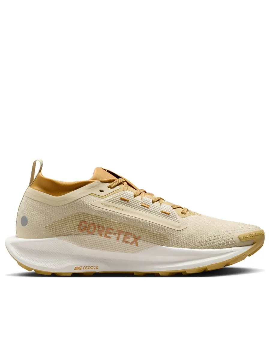 Кроссовки Nike Pegasus Trail 5 Gore-Tex SP 'Desert Ochre Wheat Gold' — изображение 2 из 6, золото