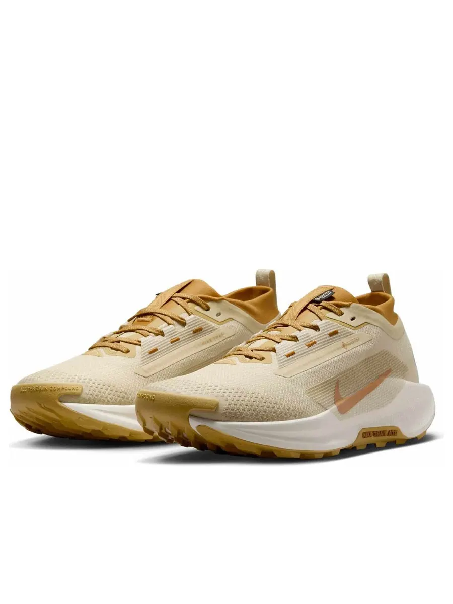 Кроссовки Nike Pegasus Trail 5 Gore-Tex SP 'Desert Ochre Wheat Gold' — изображение 3 из 6, золото
