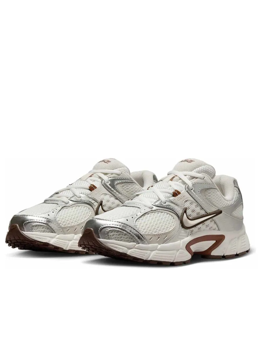 Кроссовки (WMNS) Nike V5 RNR 'Sail Fauna Brown' — изображение 3 из 6, серый