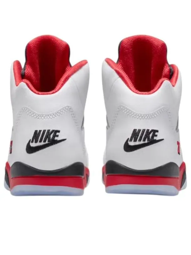 Кроссовки (PS) Air Jordan 5 Retro 'Fire Red Black Tongue 2025' — изображение 5 из 6, белый