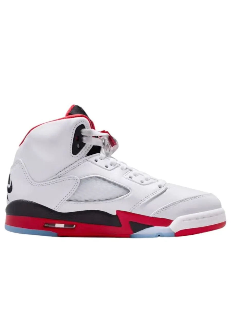 Кроссовки (GS) Air Jordan 5 Retro 'Fire Red Black Tongue 2025' — изображение 2 из 6, белый