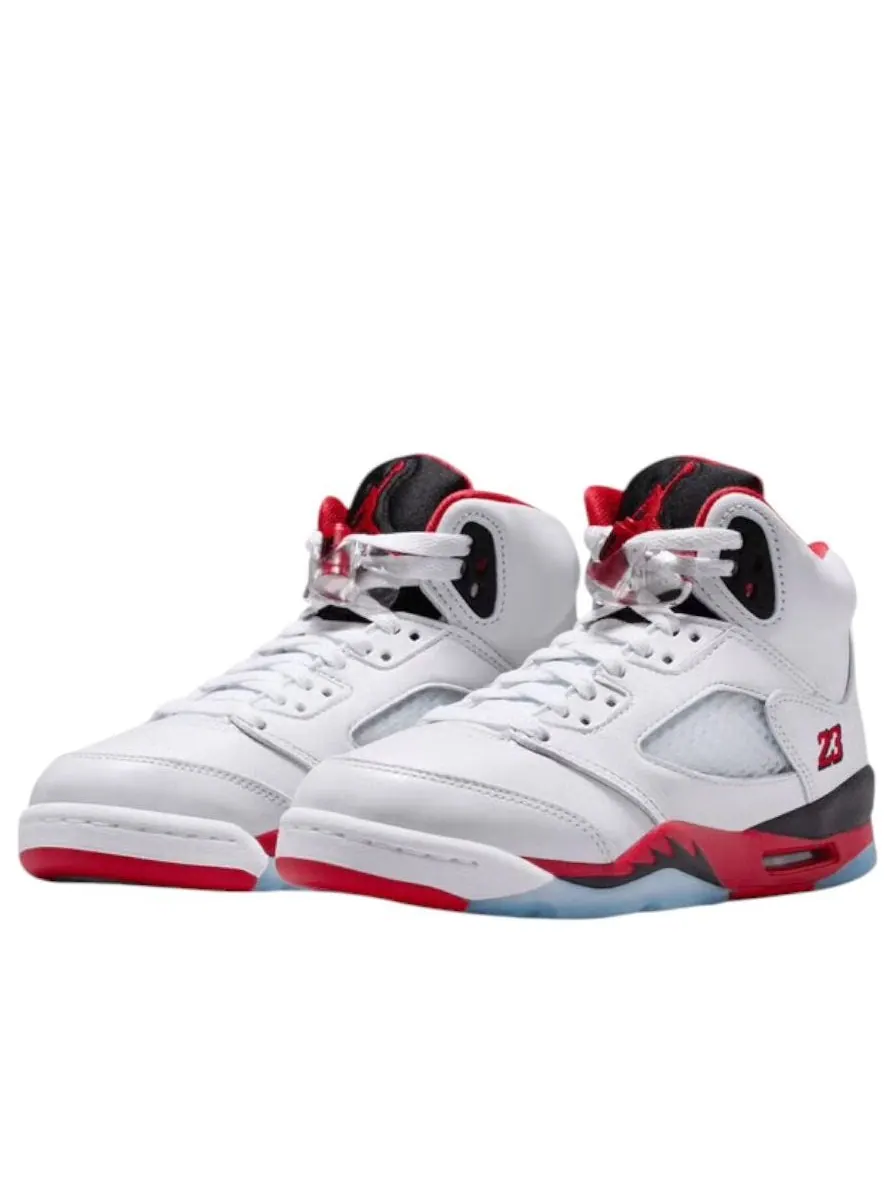 Кроссовки (GS) Air Jordan 5 Retro 'Fire Red Black Tongue 2025' — изображение 4 из 6, белый