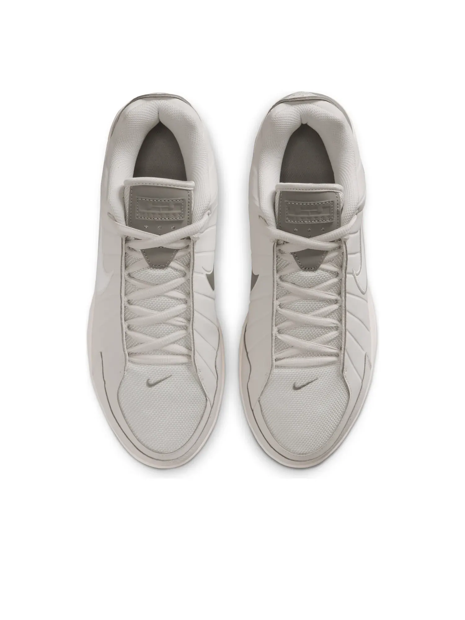 Кроссовки Nike LeBron Witness 4 EP 'Light Bone Pale Ivory' — изображение 2 из 7, серый
