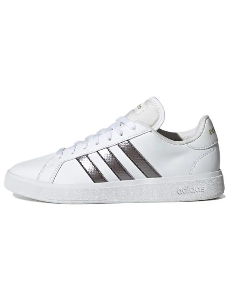 GRAND COURT Скейтбординг Кроссовки женские низкие белые/серебристые Adidas Neo — изображение 1 из 5