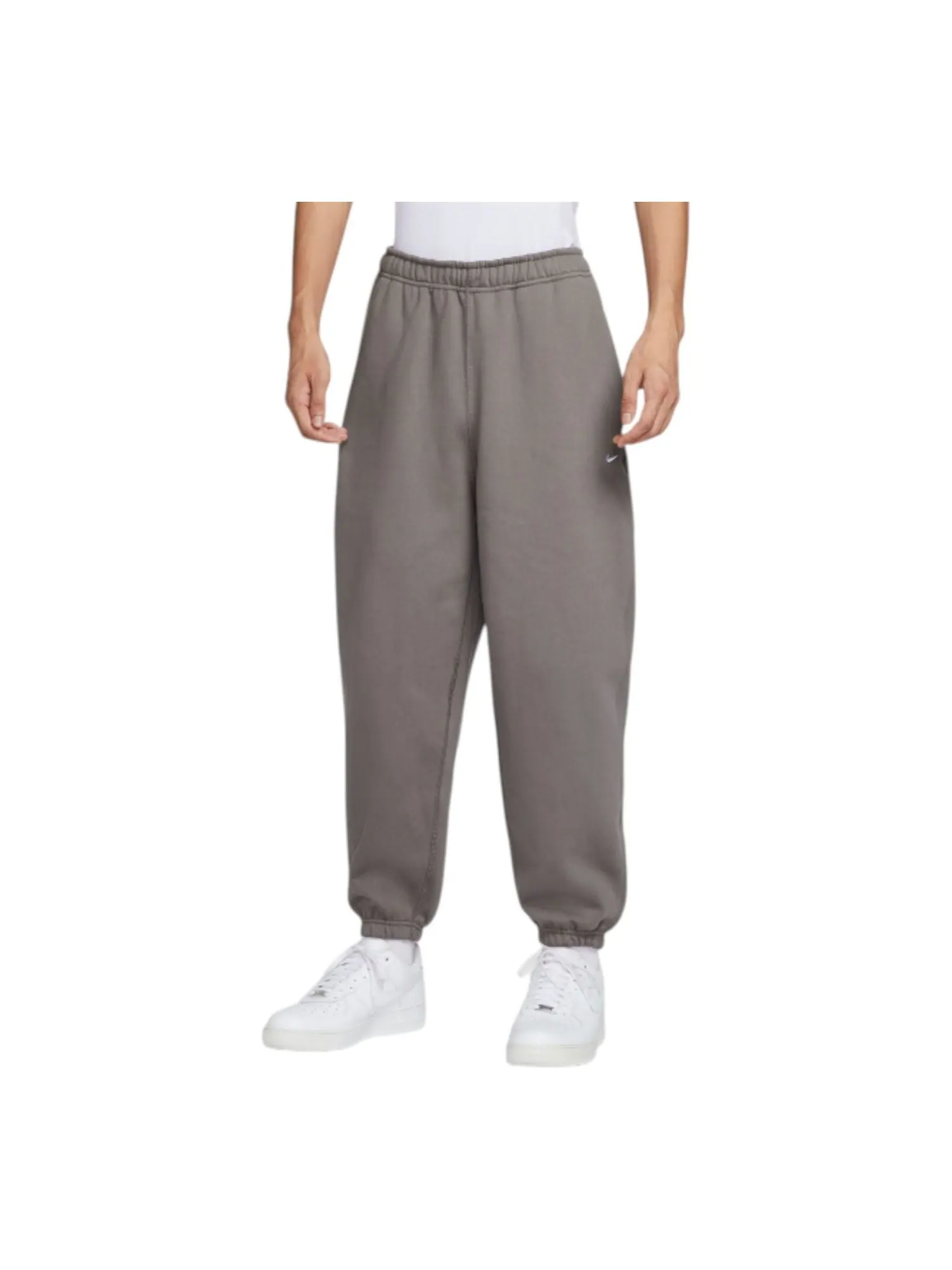 Кроссовки Nike Solo Swoosh Cuffed Fleece Trousers 'Cave Stone' — изображение 1 из 4, серый