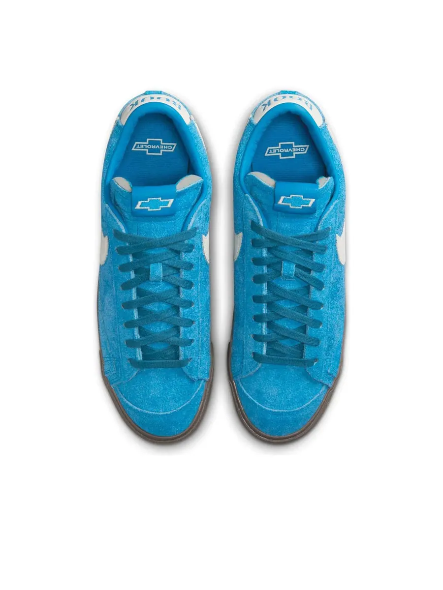 Кроссовки Nike x Devin Booker x Chevrolet Blazer Low 'Surf Blue' — изображение 4 из 6, синий