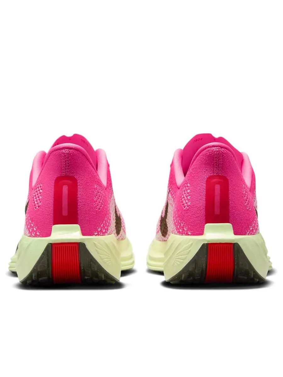 Кроссовки (WMNS) Nike Pegasus Plus 'Hyper Pink Bright Crimson Barely Volt Sequoia' — изображение 5 из 6, розовый