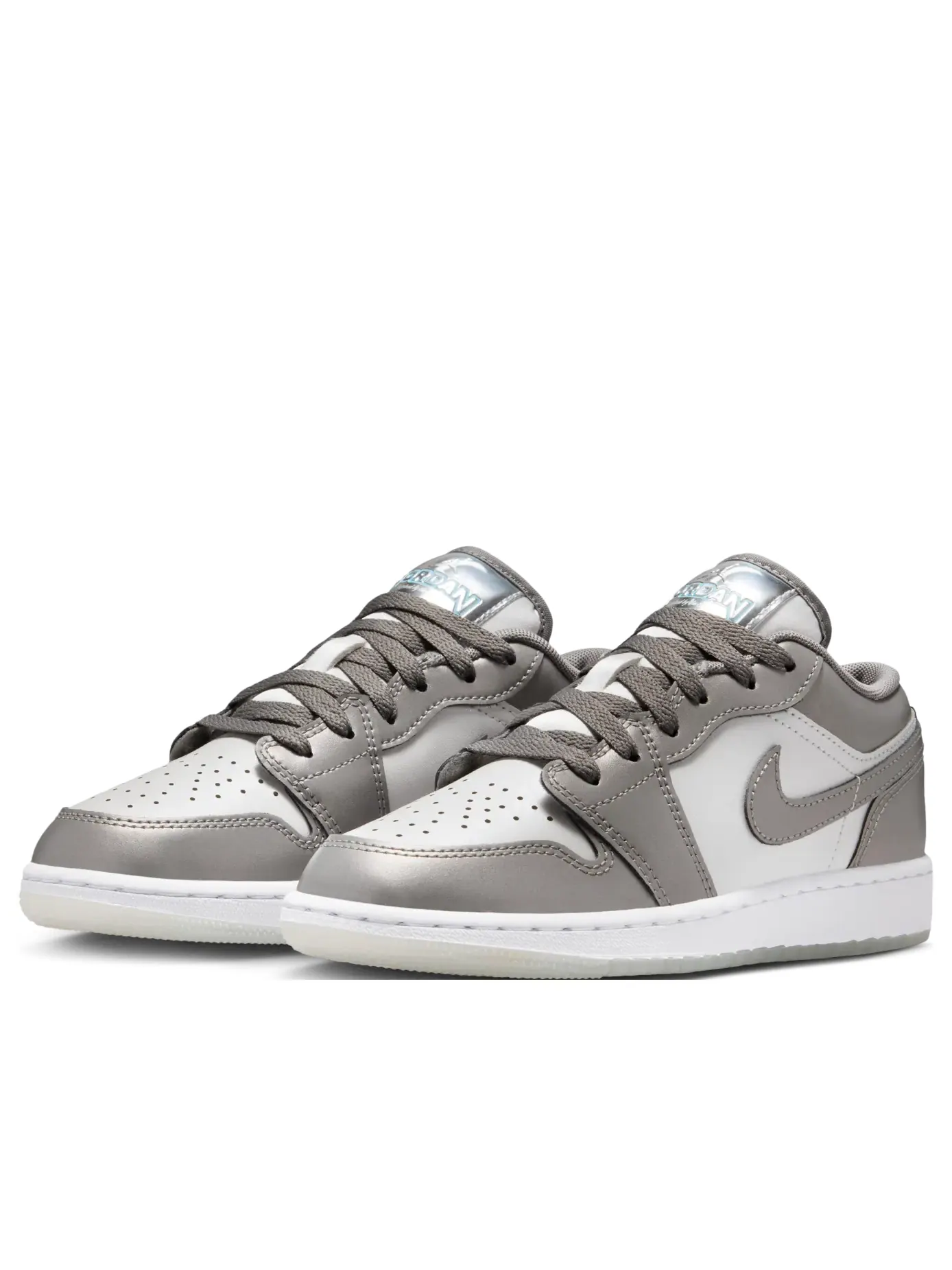 Кроссовки (GS) Air Jordan 1 Low SE 'Flat Pewter Blue Chill' — изображение 4 из 7, серый
