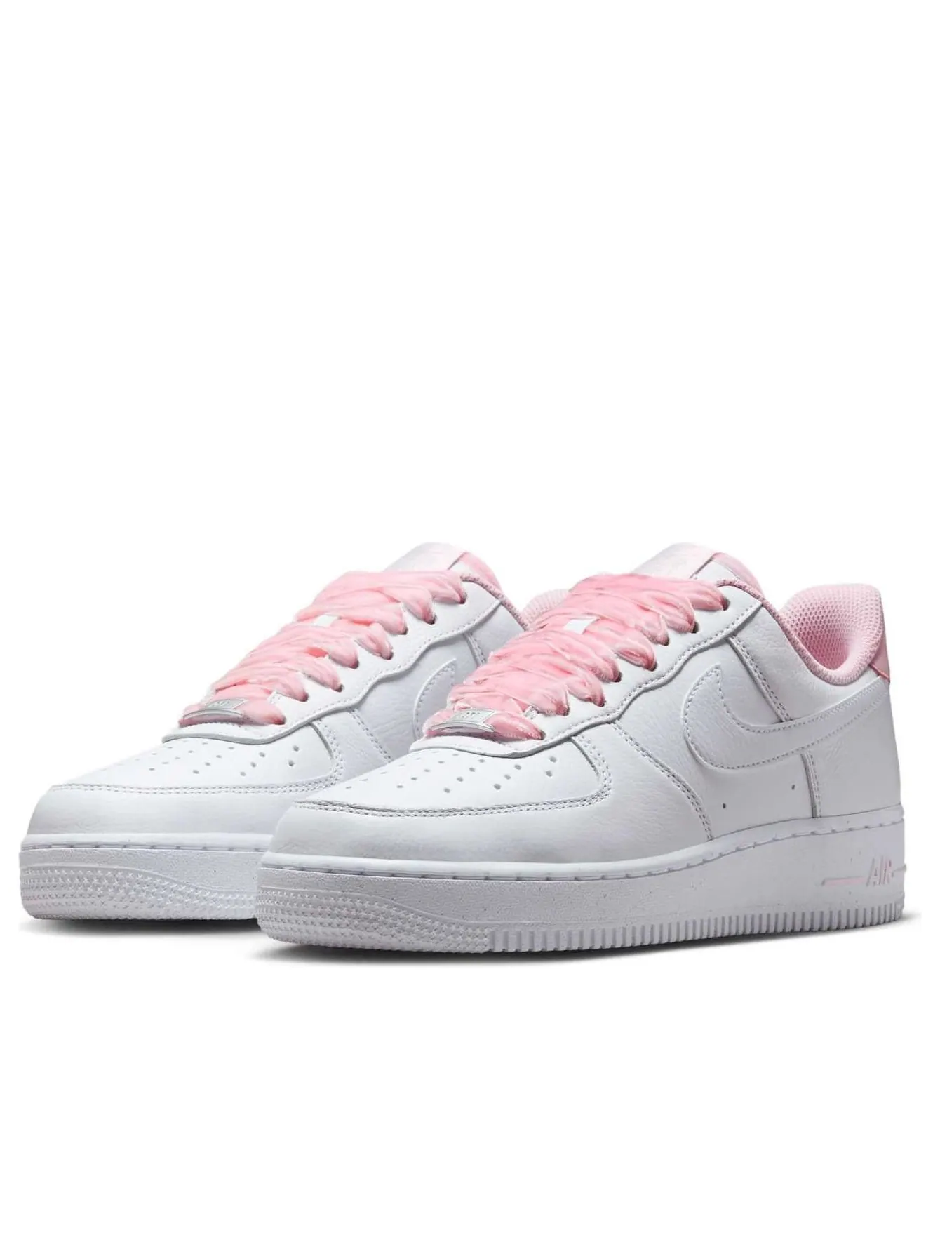Кроссовки (WMNS) Nike Air Force 1 Low 'Pink Foam' — изображение 4 из 6, белый