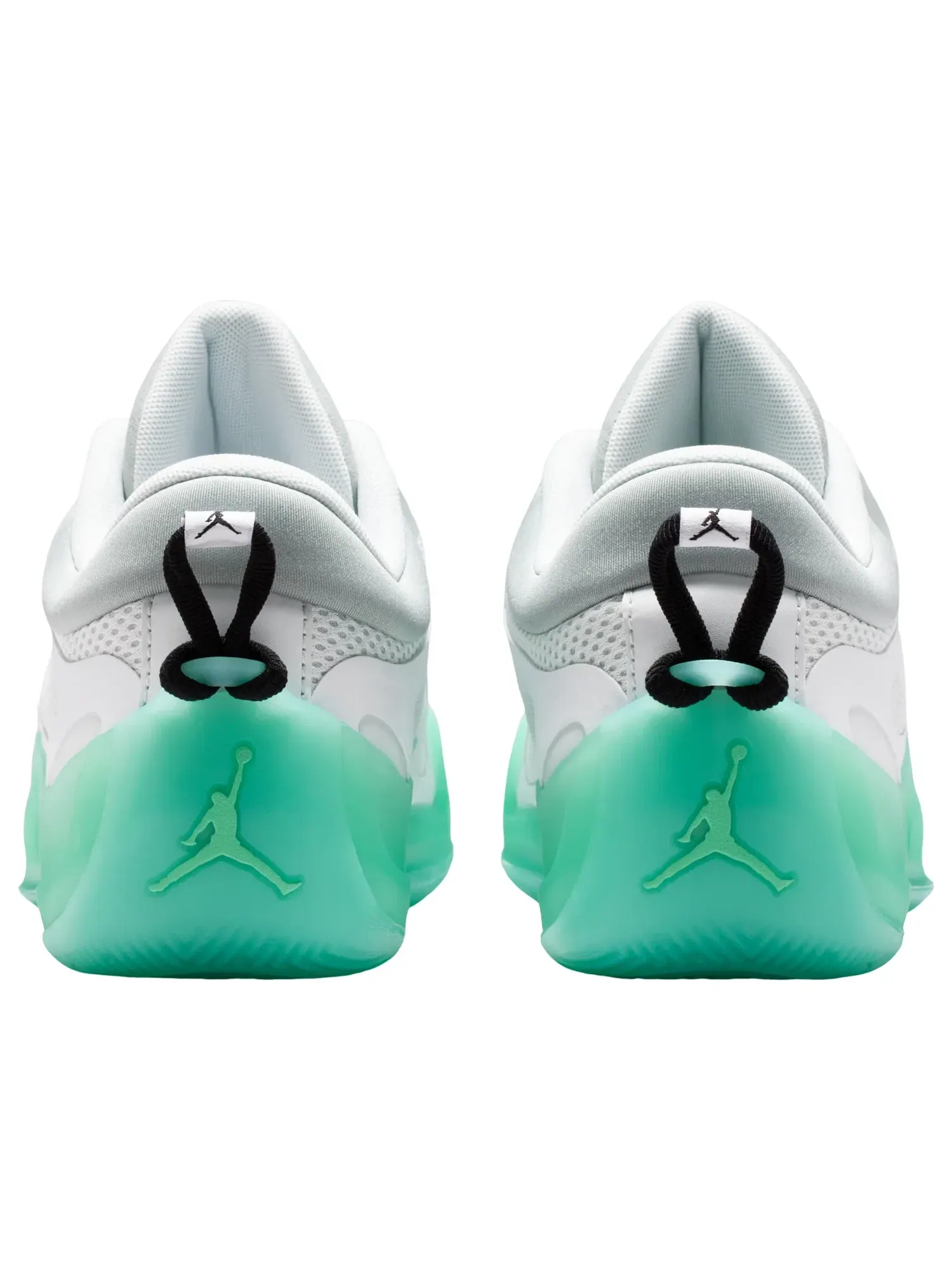 Кроссовки Jordan Heir Series 2 'White Metallic Silver' HV4419-103 — изображение 3 из 6, мульти