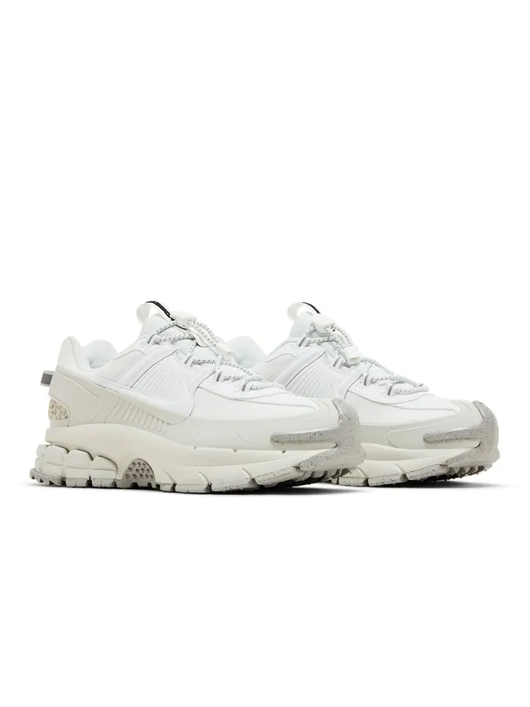 Кроссовки Zoom Vomero Roam 'Summit White' — изображение 8 из 8, белый