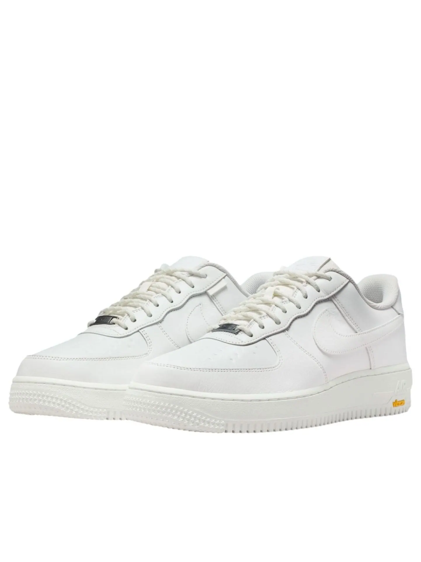 Кроссовки Nike x Vibram Air Force 1 Low 'Summit White' — изображение 4 из 5, белый