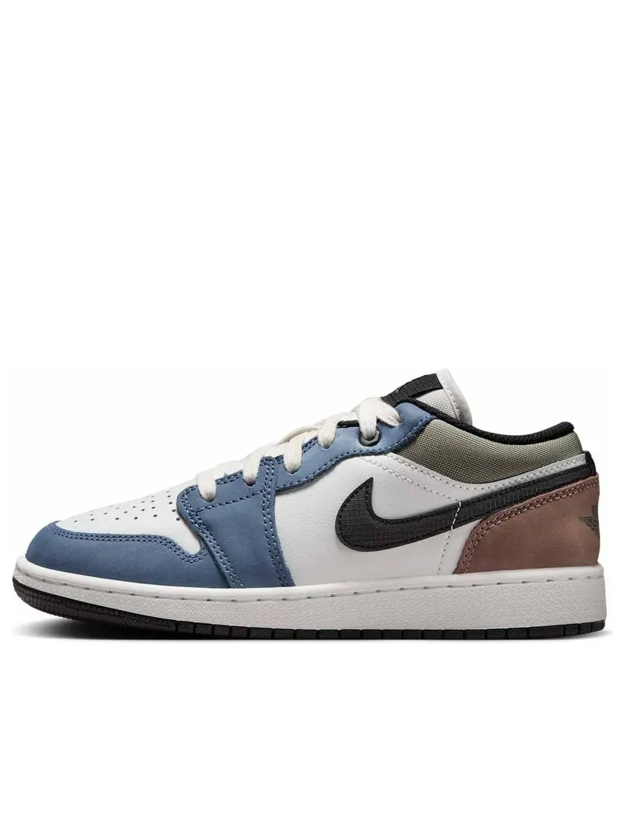 Кроссовки (GS) Air Jordan 1 Low 'Diffused Blue Jade Horizon' — изображение 1 из 6, белый