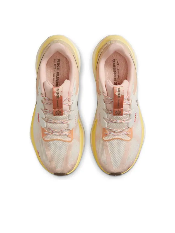 Кроссовки structure 25 Nike — изображение 4 из 4, бежевый