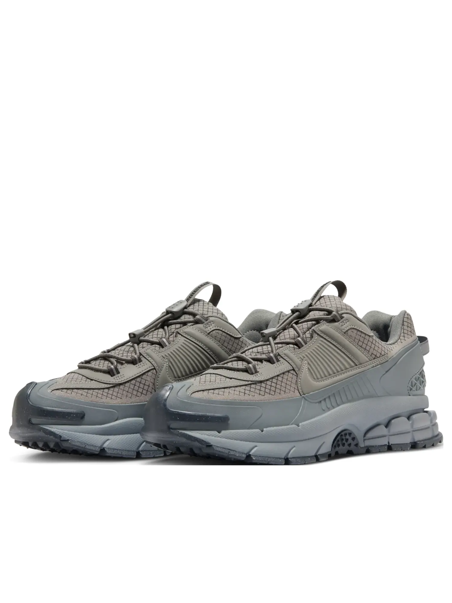 Кроссовки Nike Zoom Vomero Roam 'Metallic Pewter Cool Grey' — изображение 3 из 7, серый