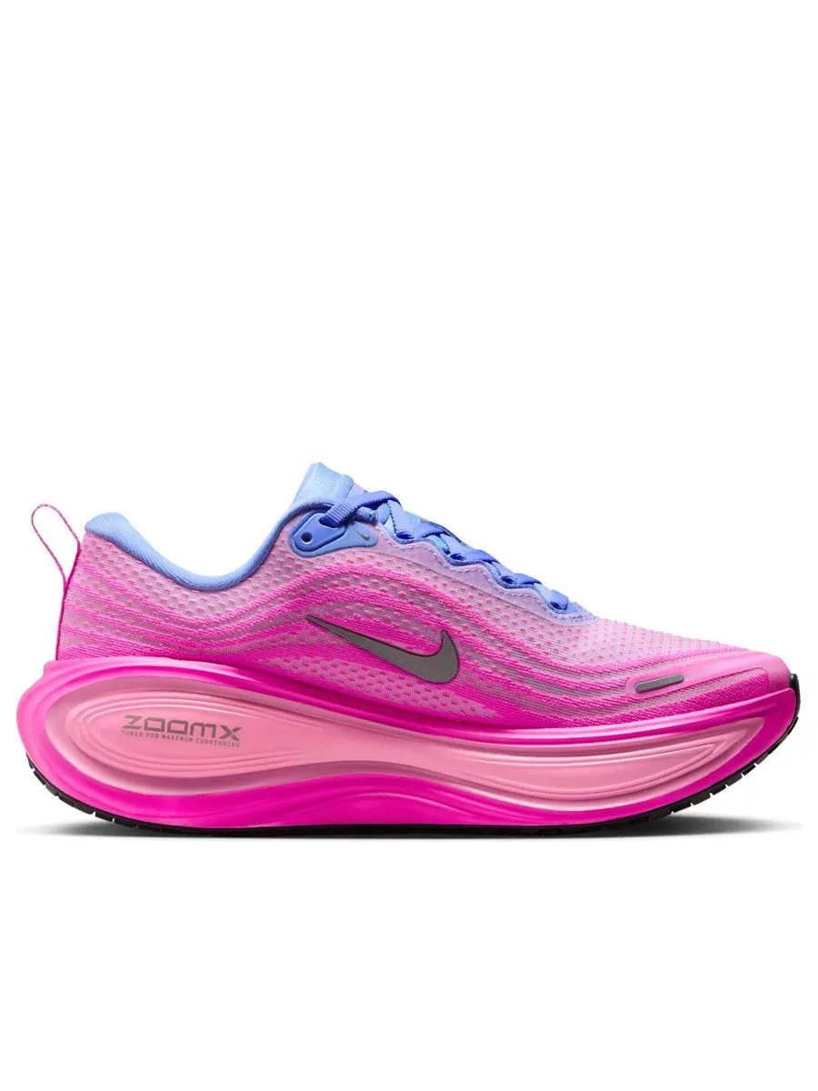Кроссовки (WMNS) Nike Air Zoom Vomero Plus 'Royal Pulse Fire Pink' — изображение 2 из 6, розовый