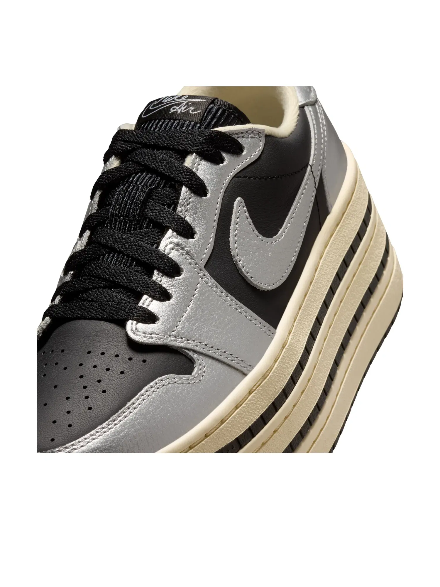 Кроссовки Air Jordan 1 Triple Srack 'Metallic Silver Muslin Black' HV8288-001 — изображение 5 из 6, серебряный