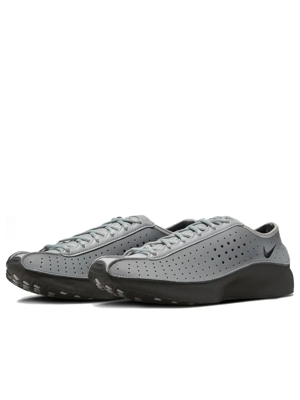 (WMNS) Nike x Dover Street Market Air Superfly 'Smoke Grey Black' — изображение 2 из 6, серый/серый/черный/белый
