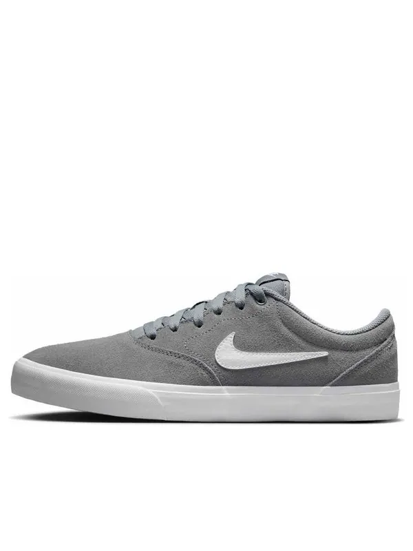 Кроссовки charge suede Nike — изображение 1 из 4, серый