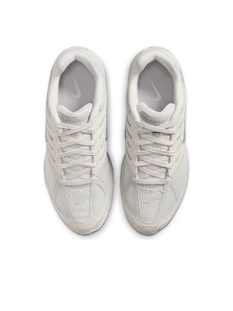 Кроссовки Nike Air Pegasus 2005 SE 'Platinum Tint Metallic' — изображение 4 из 6, серый