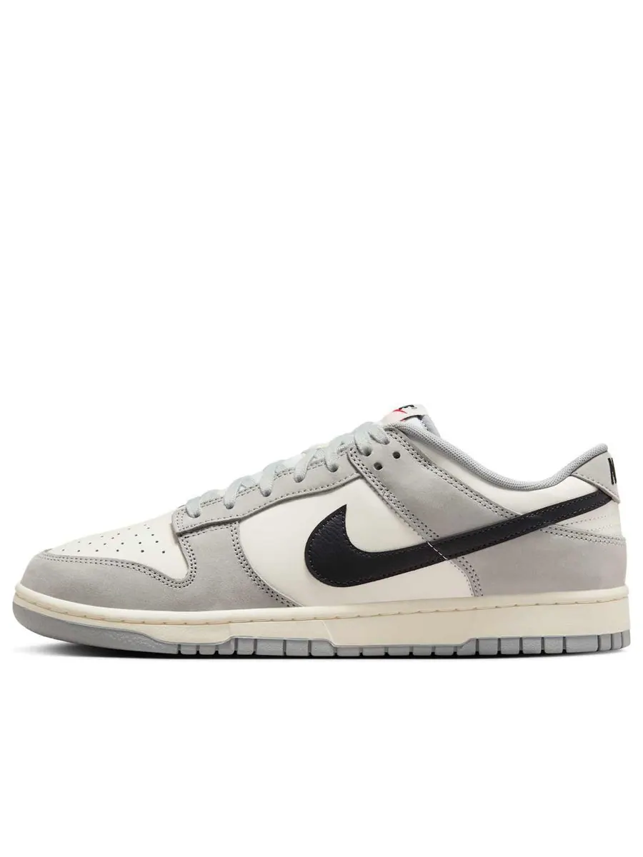 Кроссовки Nike Dunk Low 'Smoke Grey Black' — изображение 1 из 6, серый