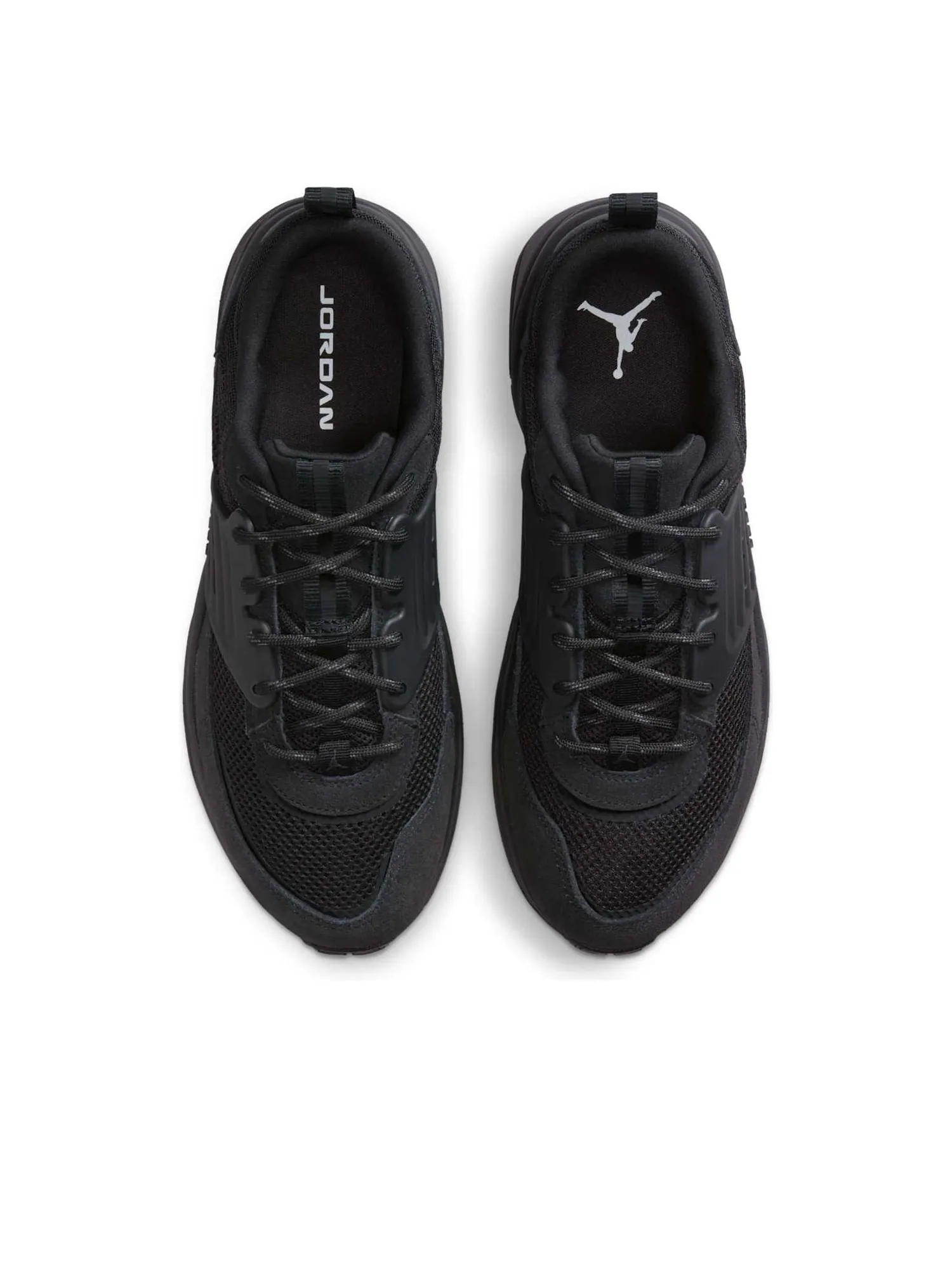 Кроссовки Air Jordan Trunner O/S 'Triple Black' — изображение 2 из 6, черный
