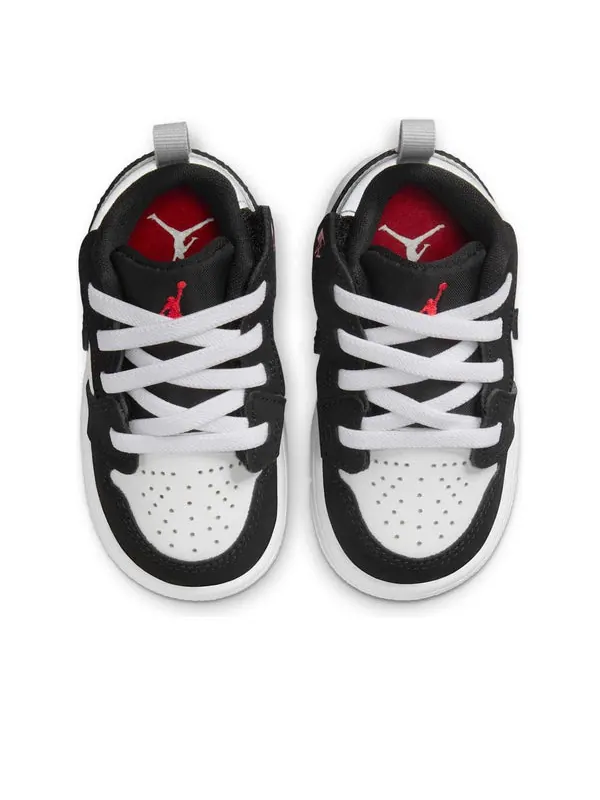 Кроссовки 1 low alt se Air Jordan — изображение 4 из 4, белый