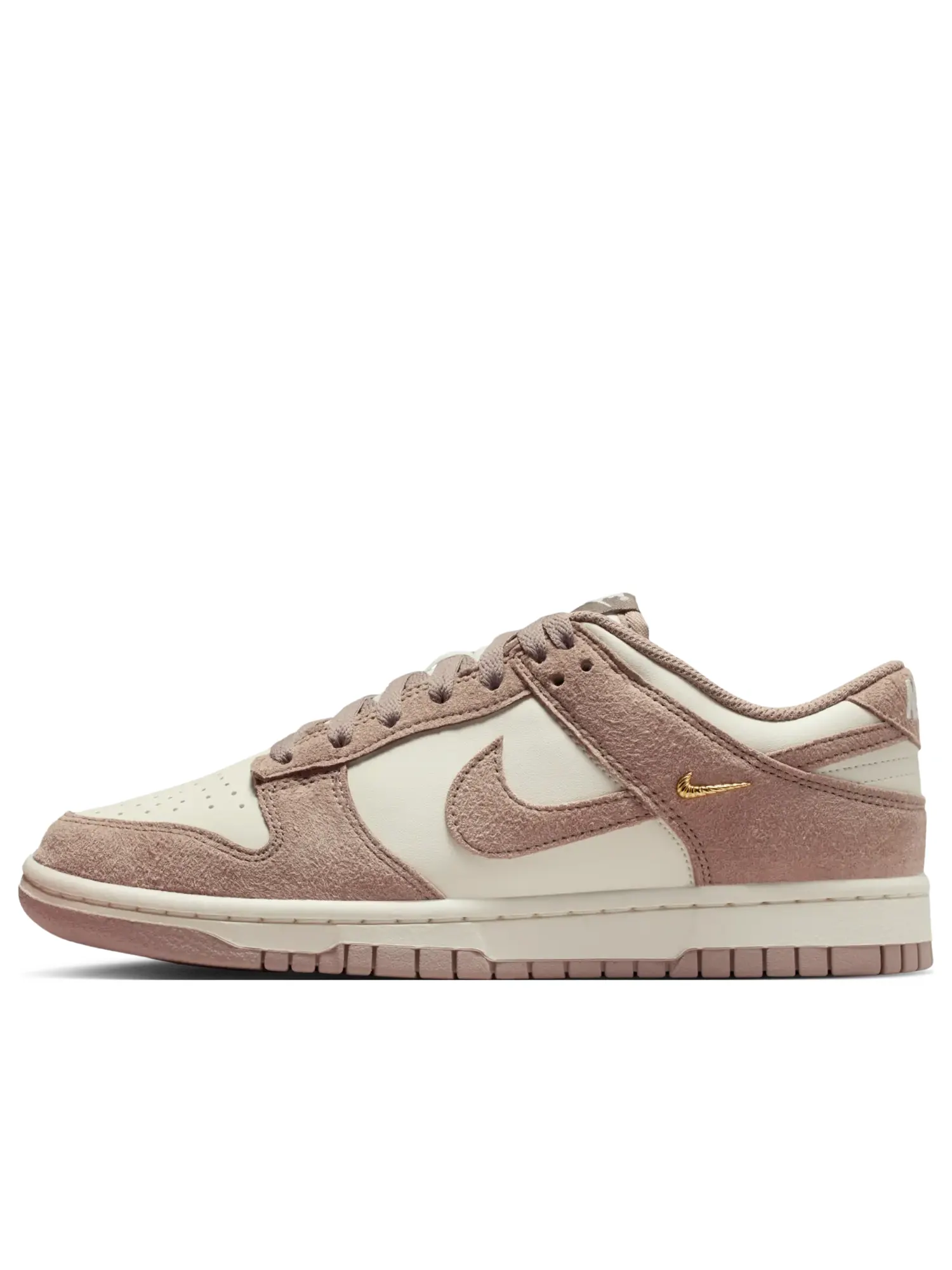 Кроссовки (WMNS) Nike Dunk Low 'Sail Malt' — изображение 1 из 7, коричневый
