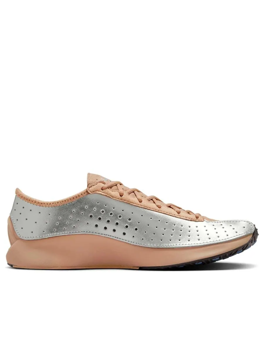 Кроссовки (WMNS) Nike Air Superfly 'Magic Ember Metallic Silver' — изображение 2 из 5, серебряный