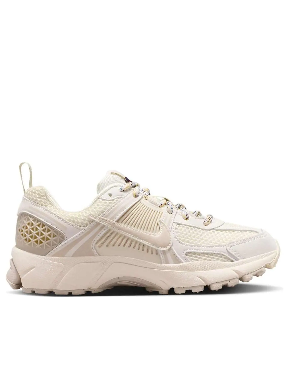 Кроссовки (GS) Nike Air Zoom Vomero 5 'Soft Pearl' — изображение 2 из 6, бежевый