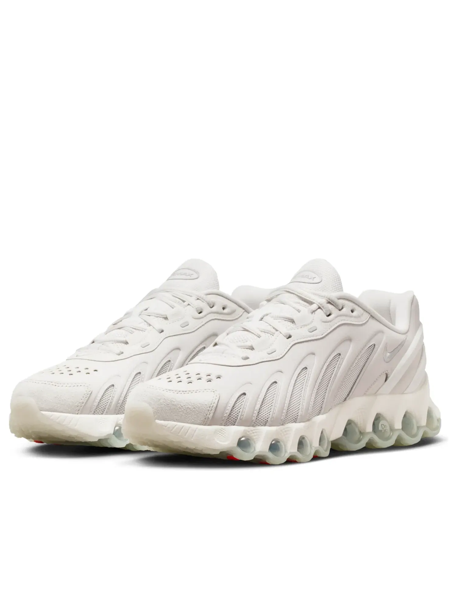 Кроссовки Nike Air Max DN8 Leather 'Platinum Tint Light Smoke Grey' IB6381-001 — изображение 4 из 6, белый