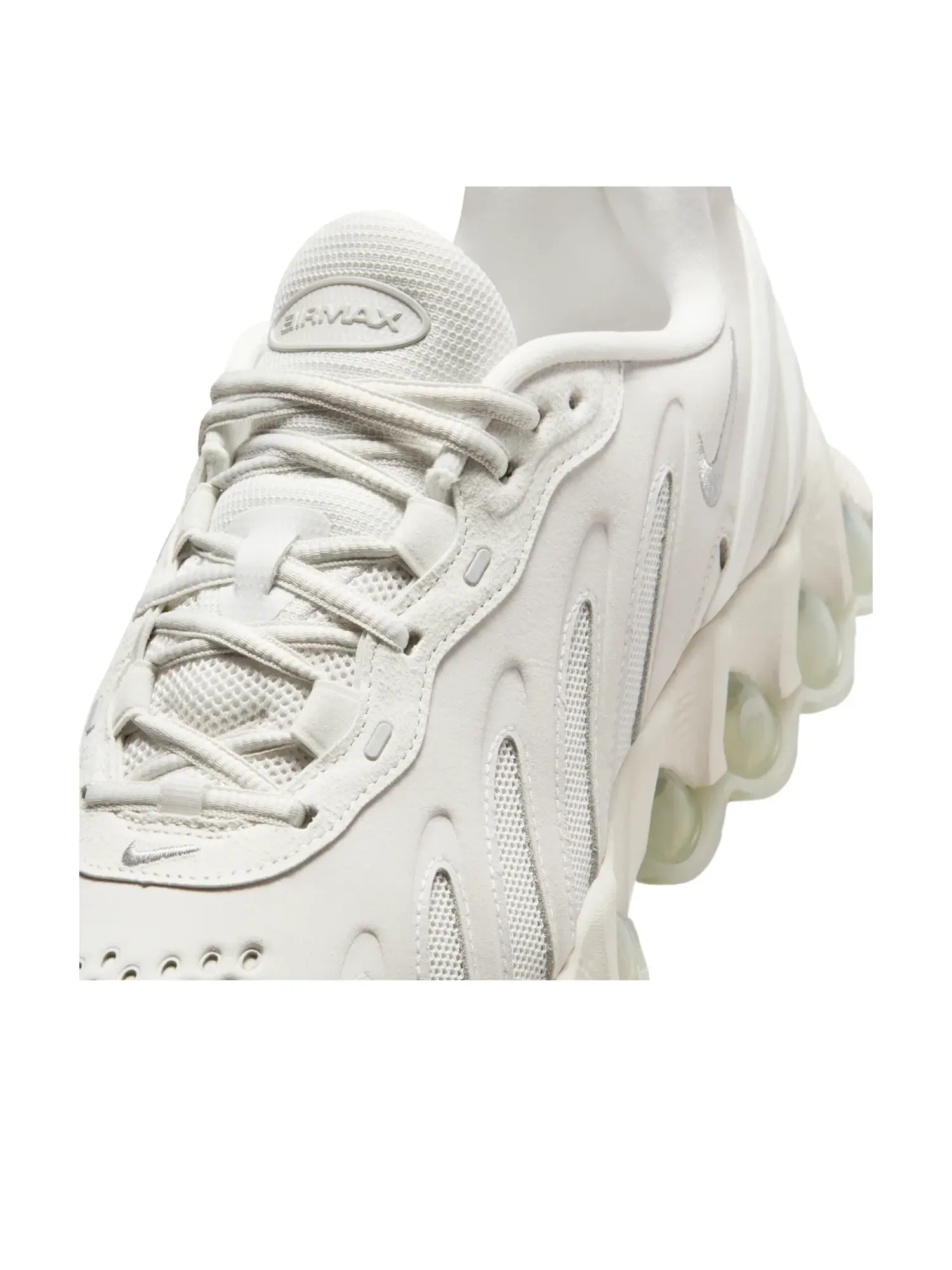 Кроссовки Nike Air Max DN8 Leather 'Platinum Tint Light Smoke Grey' IB6381-001 — изображение 5 из 6, белый