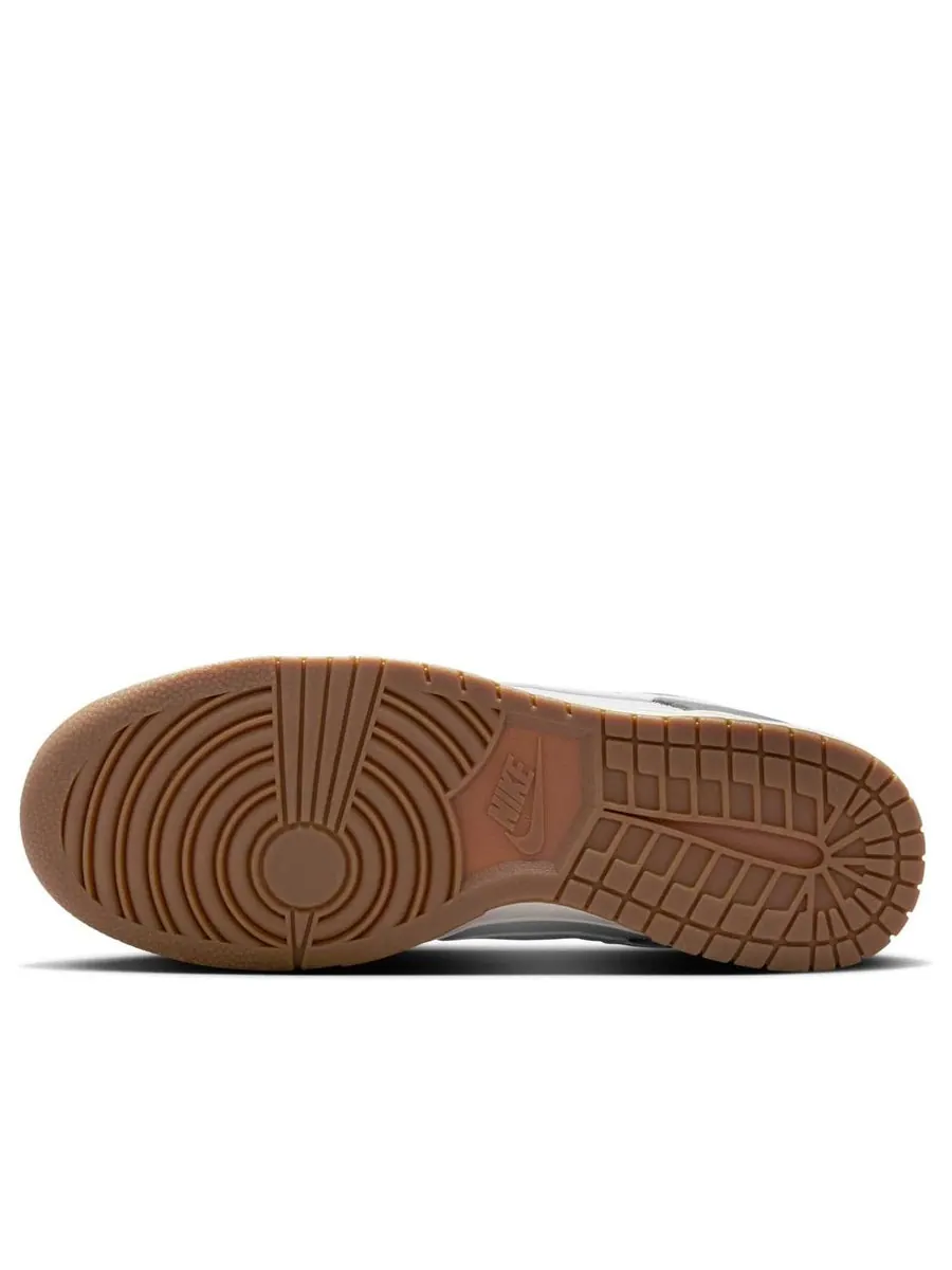 Кроссовки Nike Dunk Low 'Grey Suede' — изображение 6 из 6, серый