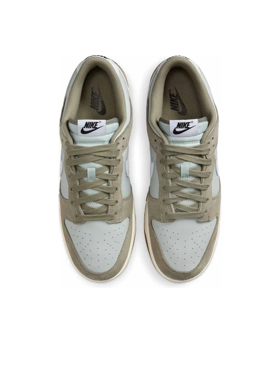 Кроссовки Nike Dunk Low Retro SE 'Light Silver Light Army Sail' — изображение 4 из 6, зеленый
