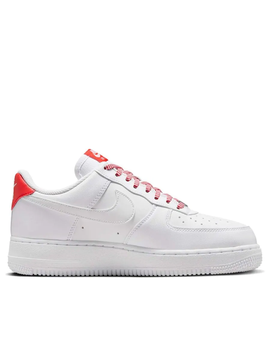 Кроссовки (WMNS) Nike Air Force 1 '07 'White Pink Light Crimson' — изображение 2 из 6, белый
