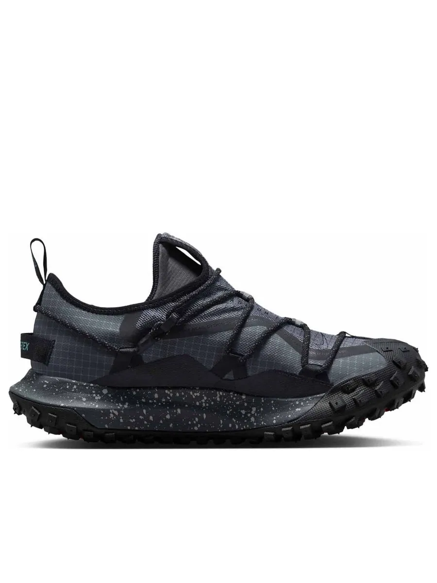Кроссовки Nike ACG Mountain Fly Low Gore-Tex 'Dark Grey Black' — изображение 2 из 6, серый