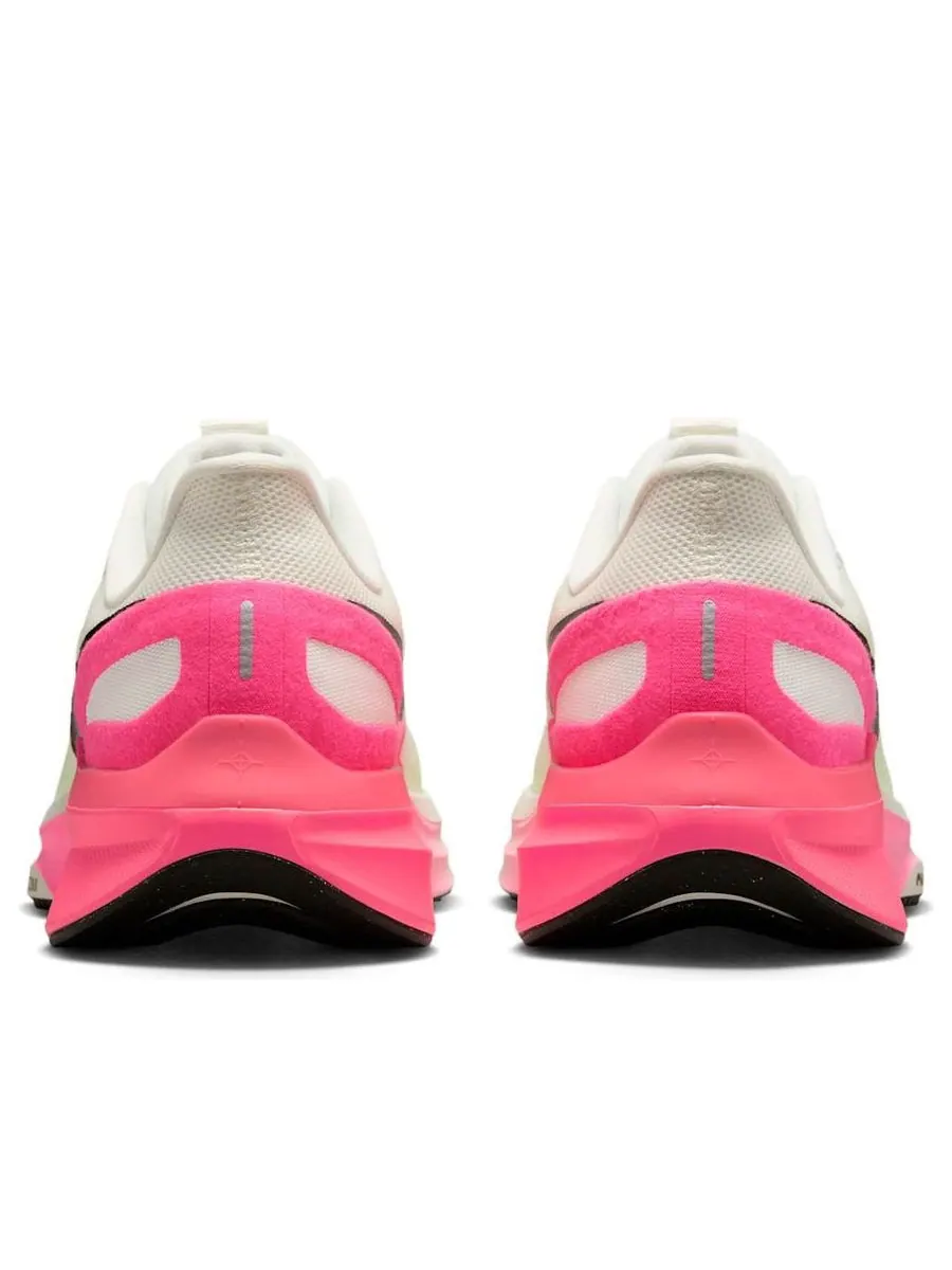 Кроссовки (WMNS) Nike Structure 25 'Sail Hyper Pink Barely Volt' — изображение 5 из 6, бежевый