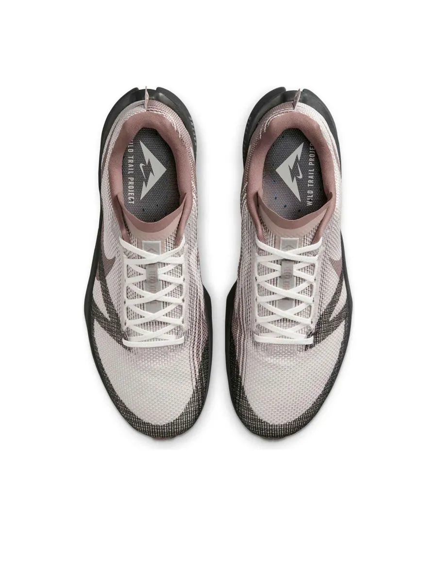 Кроссовки Nike Terra Kiger 10 'Vast Grey Mink Brown' — изображение 4 из 6, серый