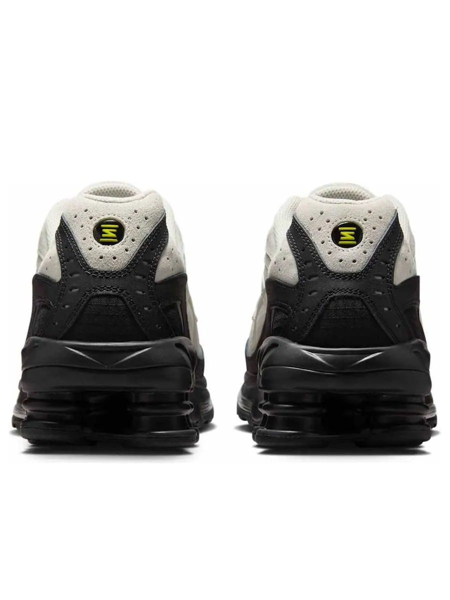 Кроссовки Nike Shox Ride 2 'Light Bone Black' — изображение 5 из 6, бежевый