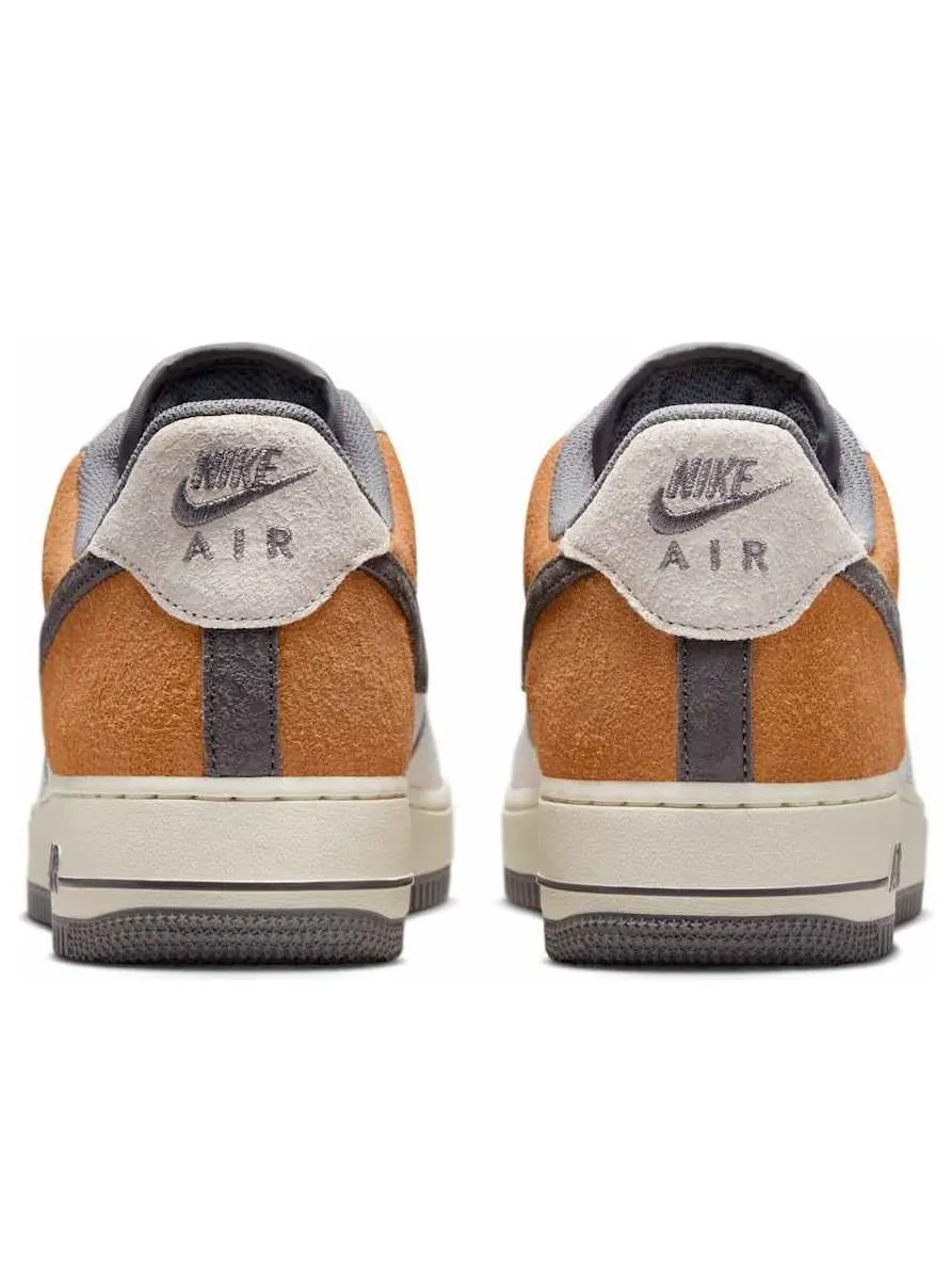 Кроссовки Nike Air Force 1 '07 LV8 'Phantom Copper Moon' — изображение 5 из 6, серый