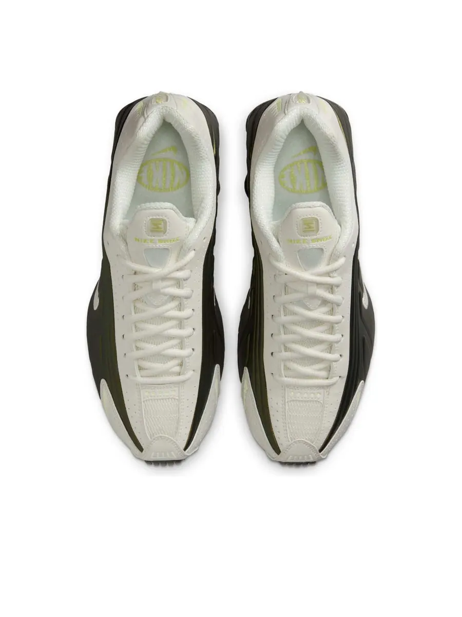 Кроссовки (WMNS) Nike Shox R4 'Sail Light Lemon Twist' — изображение 4 из 6, бежевый