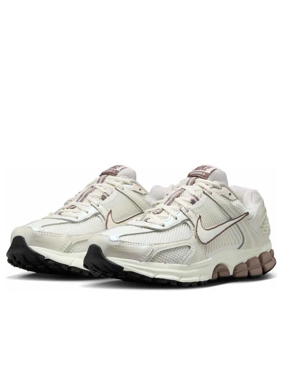 Кроссовки (WMNS) Nike Air Zoom Vomero 5 'Sail Mink Brown Black' — изображение 3 из 6, бежевый