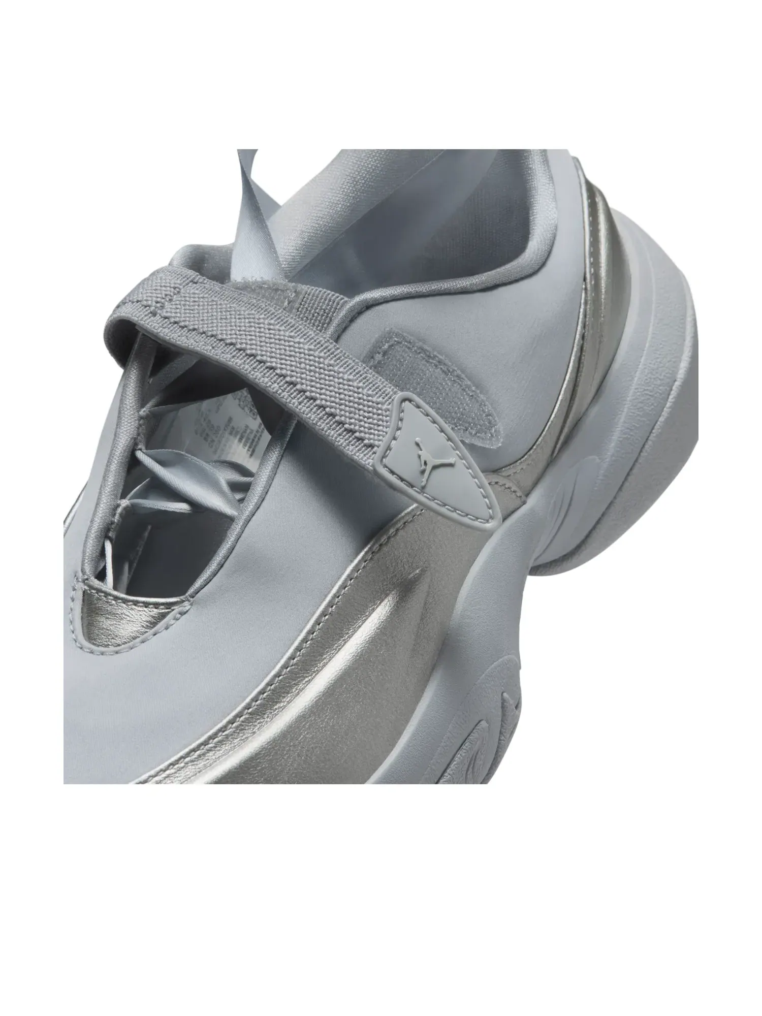 Кроссовки Air Jordan Pointe 'Metallic Silver Smoke Grey' B8597-002 — изображение 6 из 7, серебряный